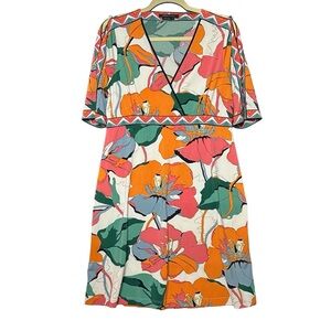 BCBG MaxAzria 60’s Style Dress L Floral Surplice Bodice Split Sleeve Knee Length